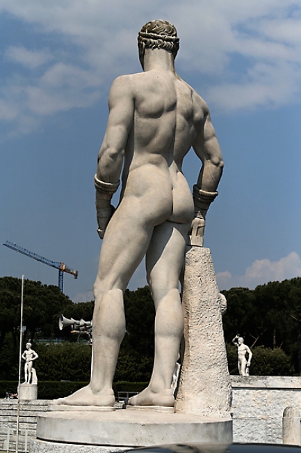 Stadio dei marmi 385